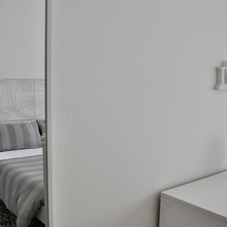 M.Aurelio Red Apartman Milánó Kültér fotó