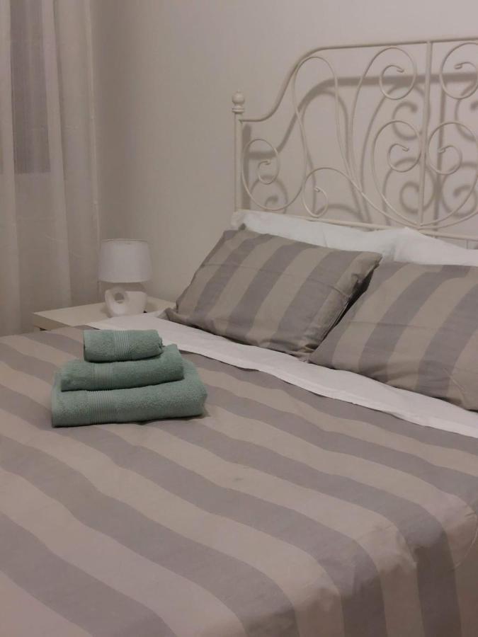 M.Aurelio Red Apartman Milánó Kültér fotó