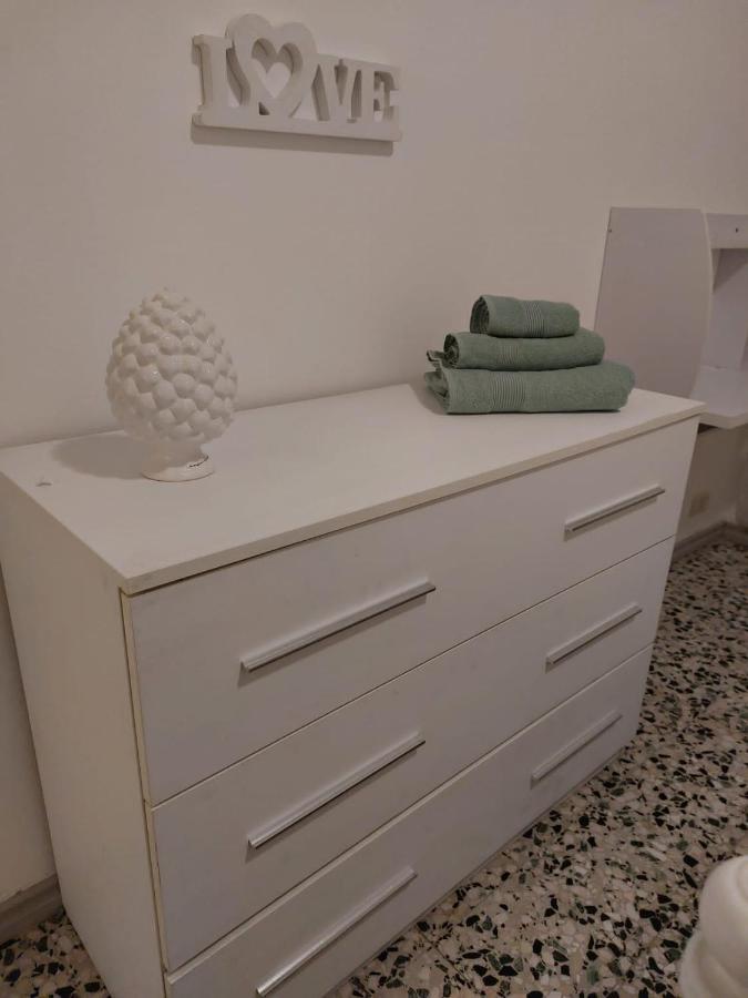 M.Aurelio Red Apartman Milánó Kültér fotó
