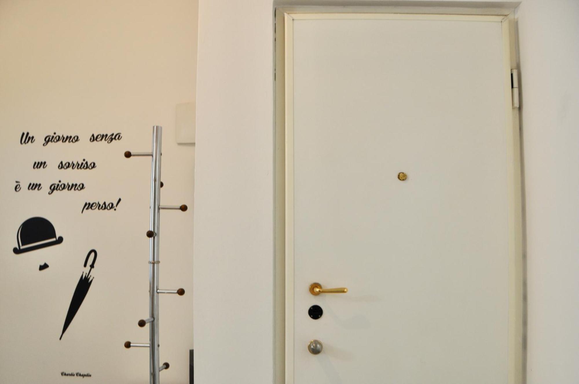 M.Aurelio Red Apartman Milánó Kültér fotó