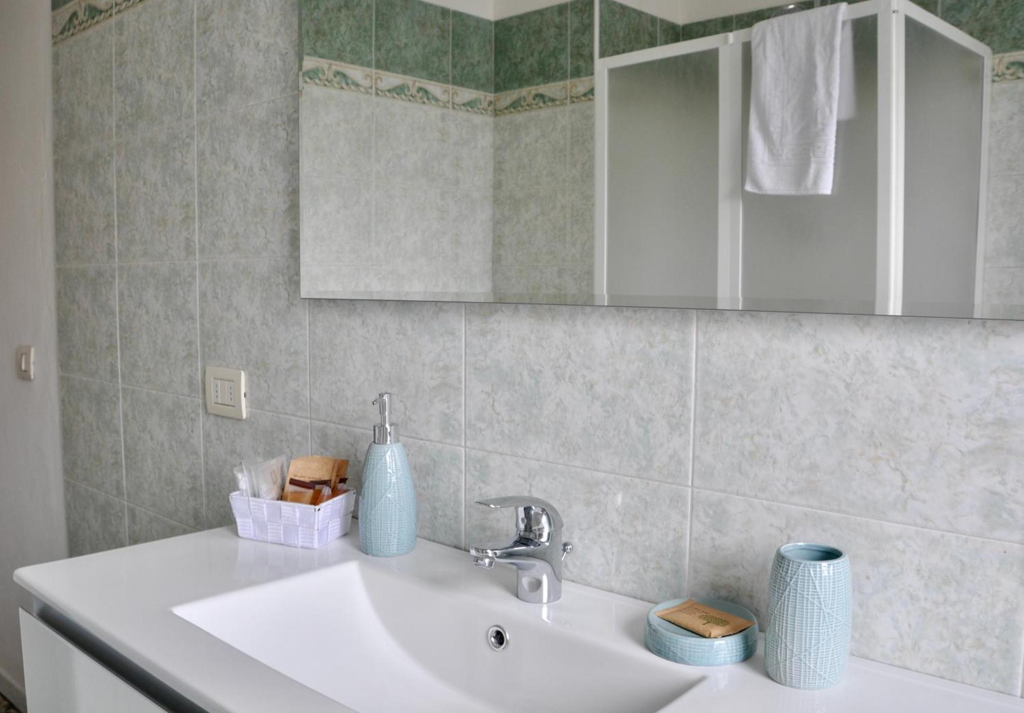 M.Aurelio Red Apartman Milánó Kültér fotó